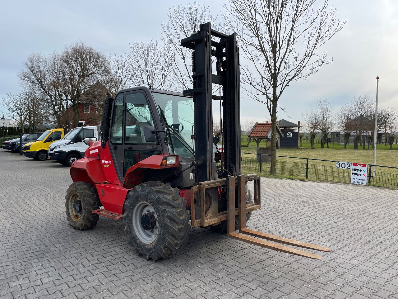 Manitou M30-4 4x4 4wd 3 ton triplo 5.50m heftruck - Rough terrain forklift: picture 4 Manitou M30-4 4x4 4wd 3 ton triplo 5.50m heftruck - Rough terrain forklift: picture 4