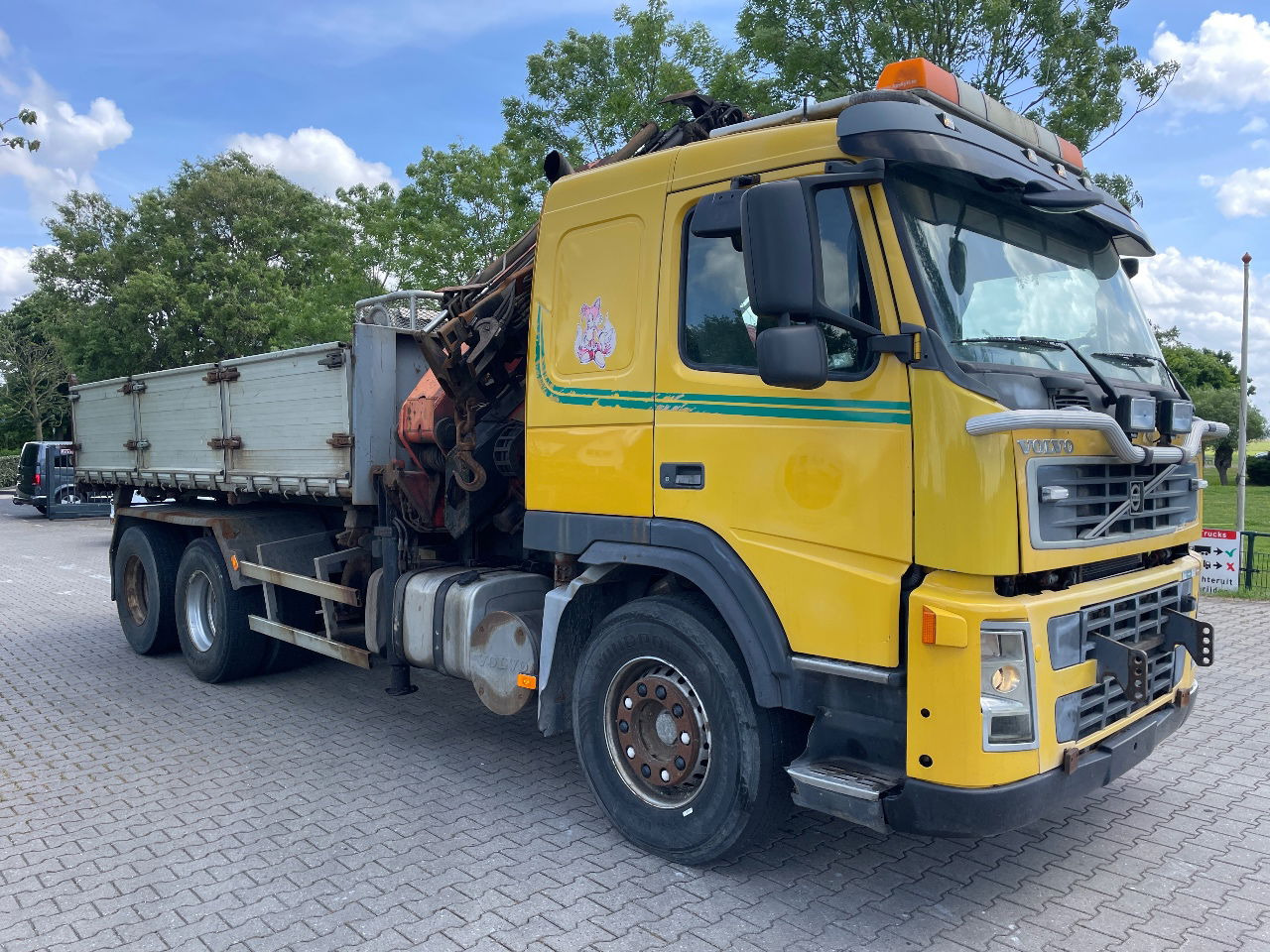 Volvo FM 12.380 .380 with Palfinger PK27000 with jib and tipper box - Tipper, Crane truck: picture 5 Volvo FM 12.380 .380 with Palfinger PK27000 with jib and tipper box - Tipper, Crane truck: picture 5