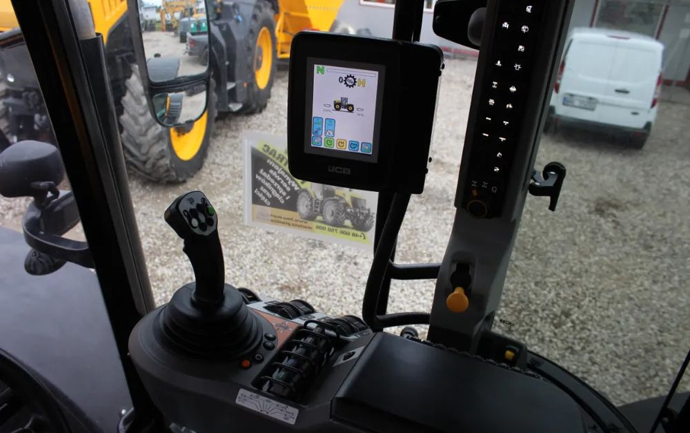 JCB FASTRAC 4190 - Farm tractor: picture 4 JCB FASTRAC 4190 - Farm tractor: picture 4