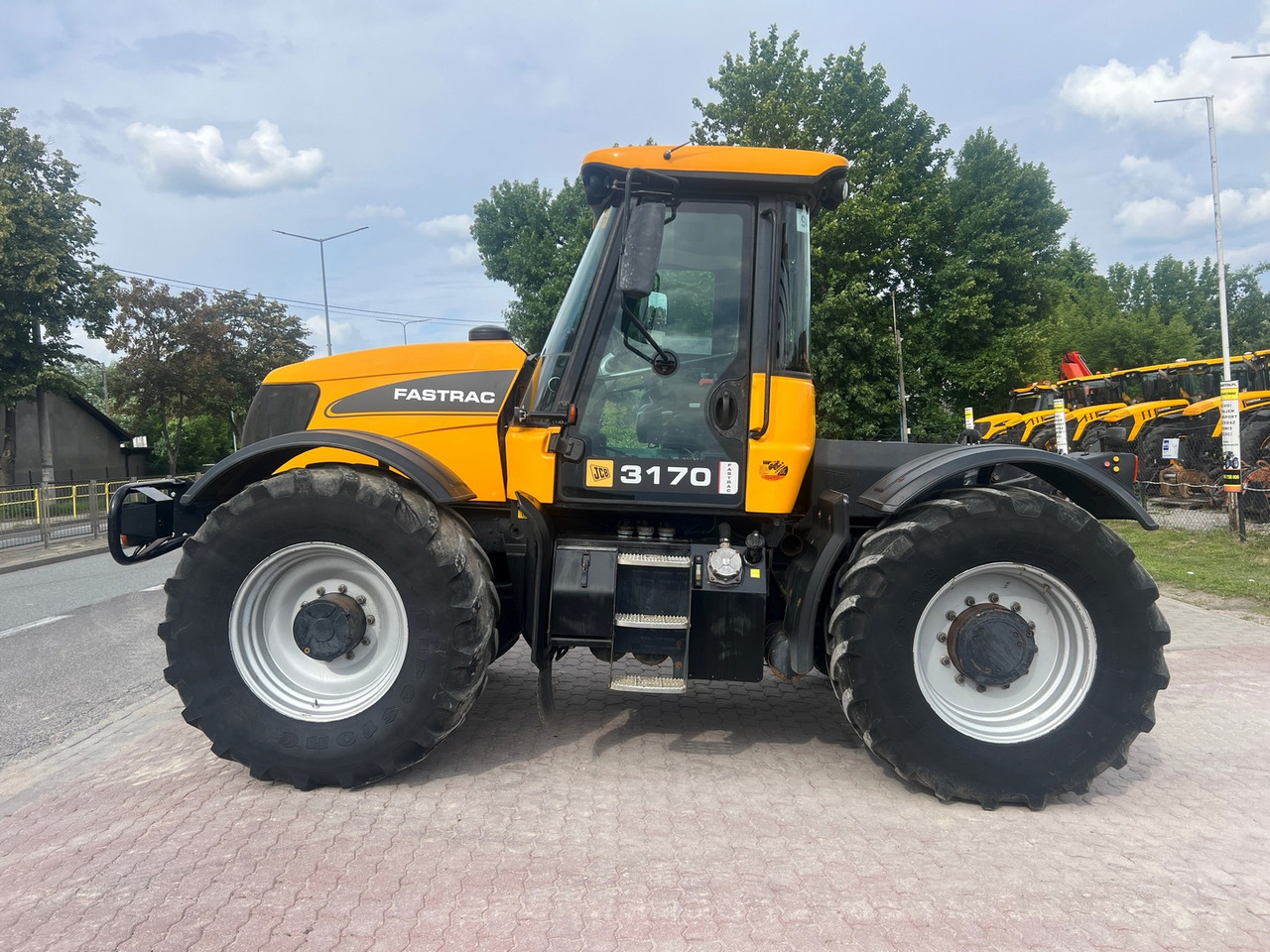 JCB Fastrac 3170 Plus - Farm tractor: picture 3 JCB Fastrac 3170 Plus - Farm tractor: picture 3