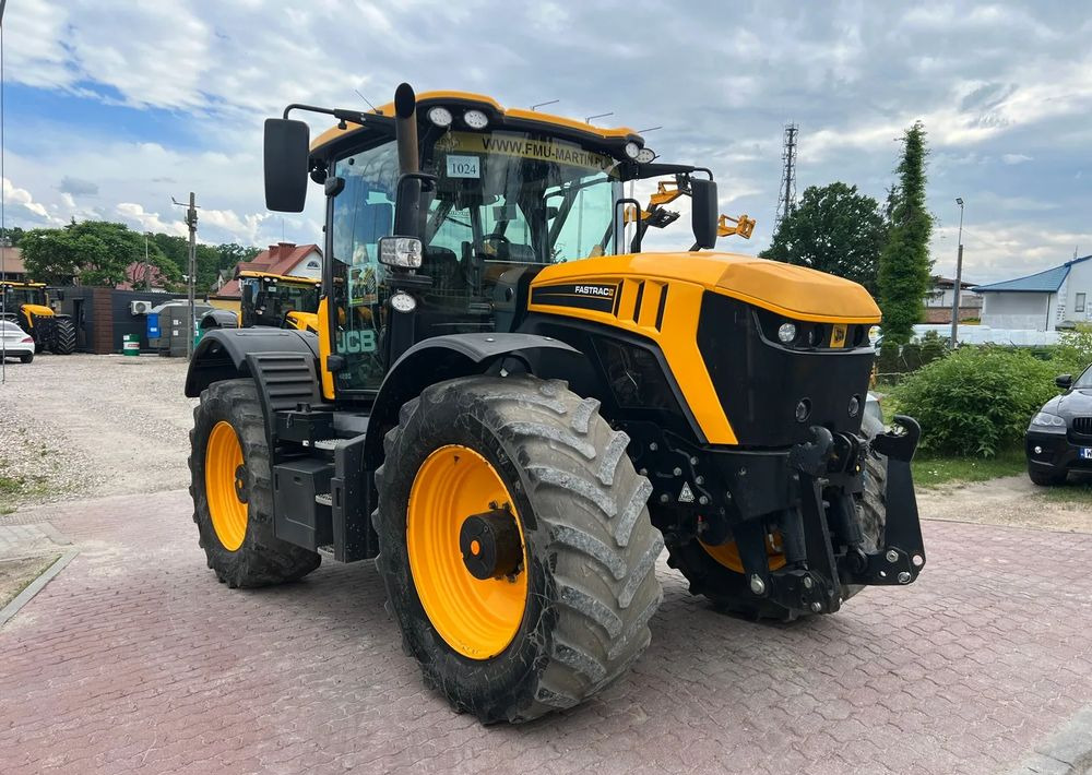 Farm tractor JCB Fastrac 4220: picture 7