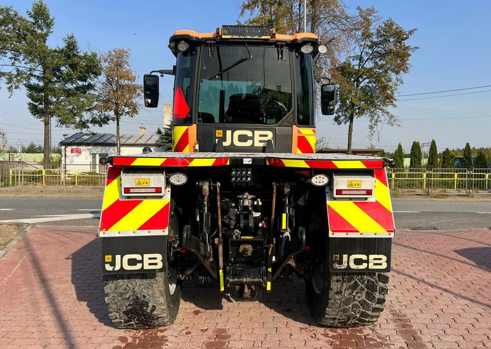 JCB Fastrac 4220 - Farm tractor: picture 4 JCB Fastrac 4220 - Farm tractor: picture 4