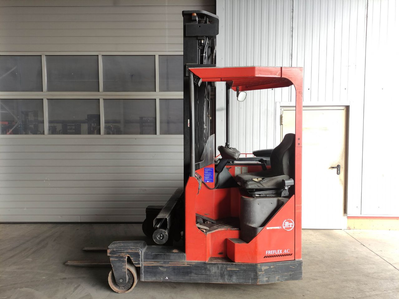 BT FR2-7 - Reach truck: picture 1 BT FR2-7 - Reach truck: picture 1
