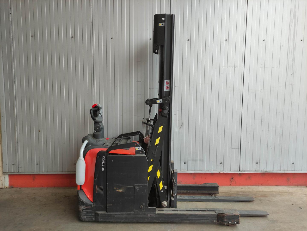 BT SPE120 XR - Reach truck: picture 2 BT SPE120 XR - Reach truck: picture 2
