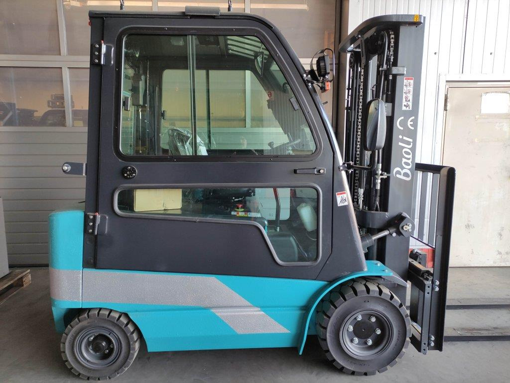 Baoli KBE30 - Electric forklift: picture 2 Baoli KBE30 - Electric forklift: picture 2