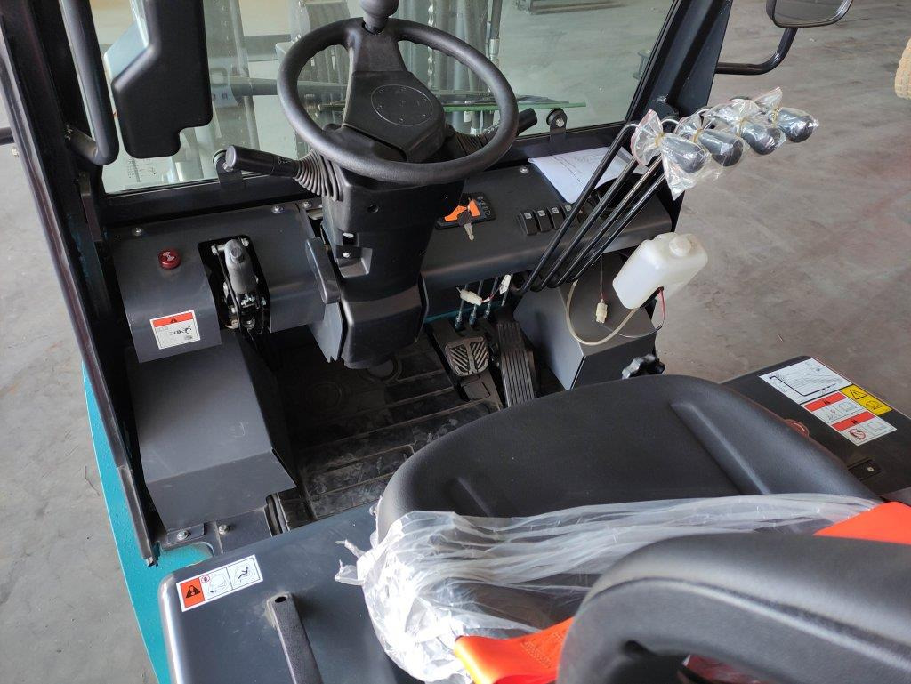 Baoli KBE35 - Electric forklift: picture 5 Baoli KBE35 - Electric forklift: picture 5