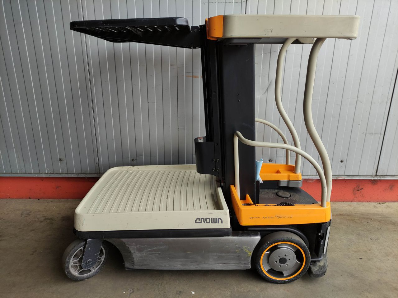 Crown WAV60-118 - Order picker: picture 1 Crown WAV60-118 - Order picker: picture 1