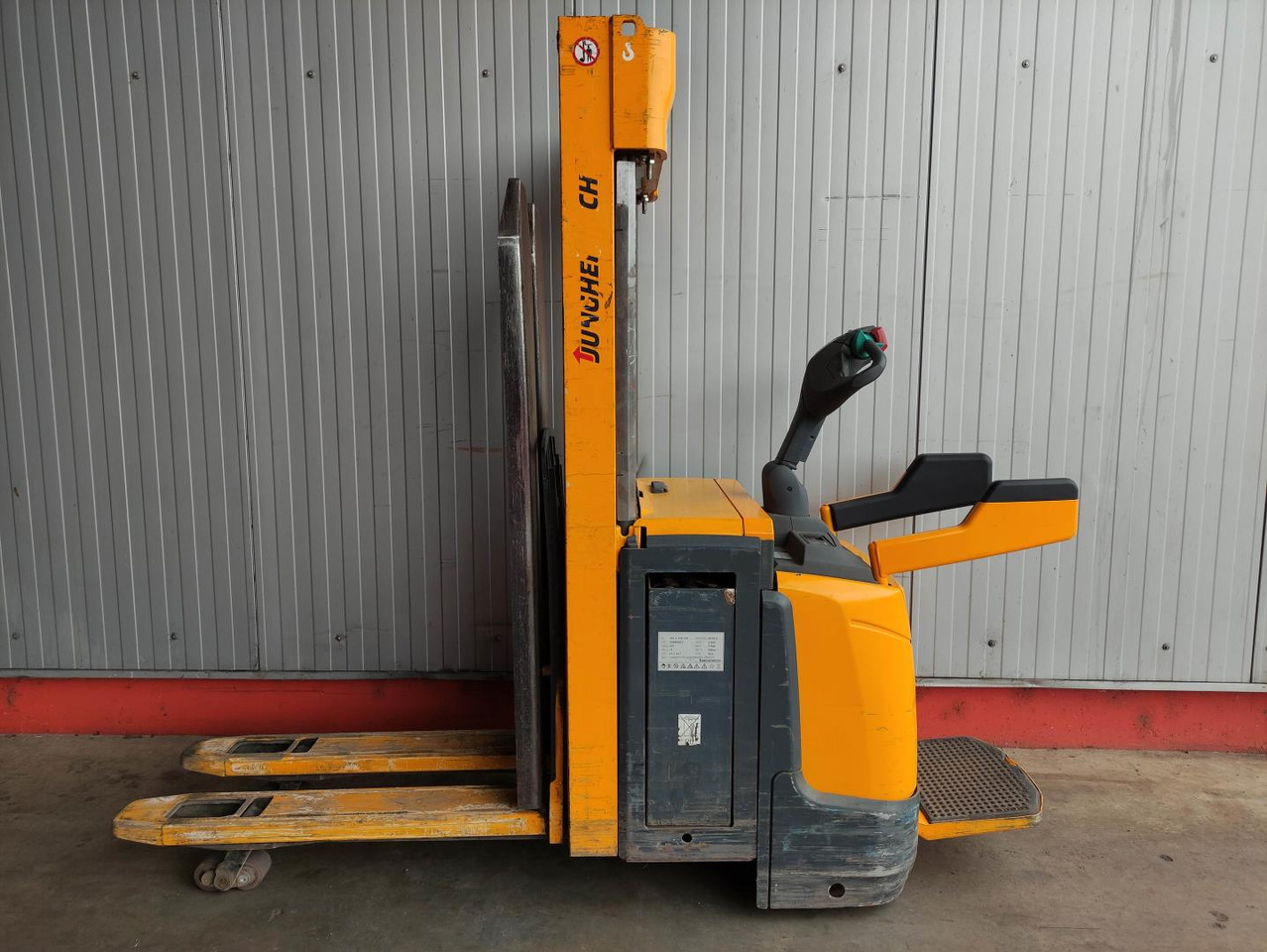 Jungheinrich ERC 214 Z - Stacker: picture 1 Jungheinrich ERC 214 Z - Stacker: picture 1