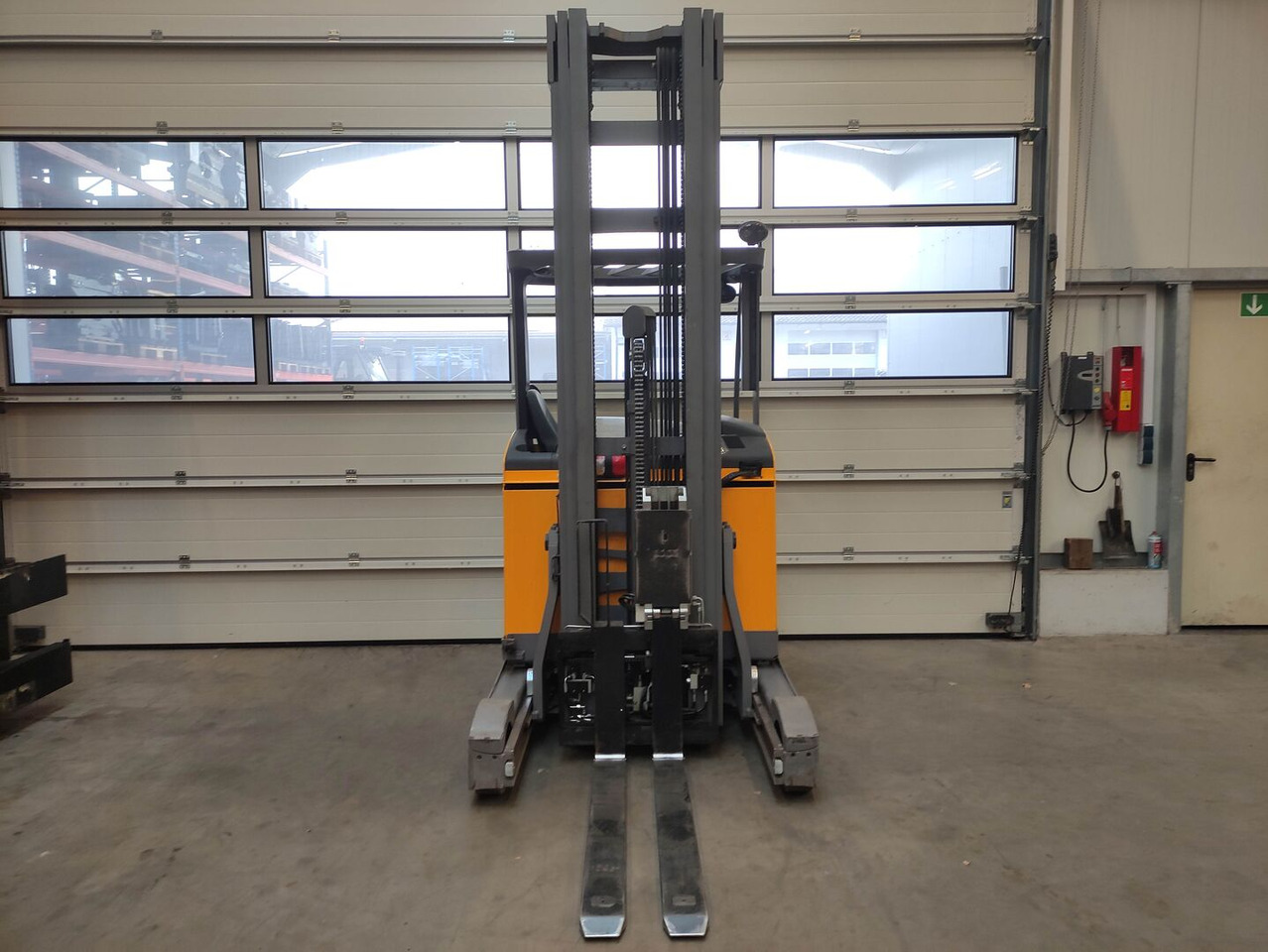 Jungheinrich ETV 216 - Reach truck: picture 3 Jungheinrich ETV 216 - Reach truck: picture 3