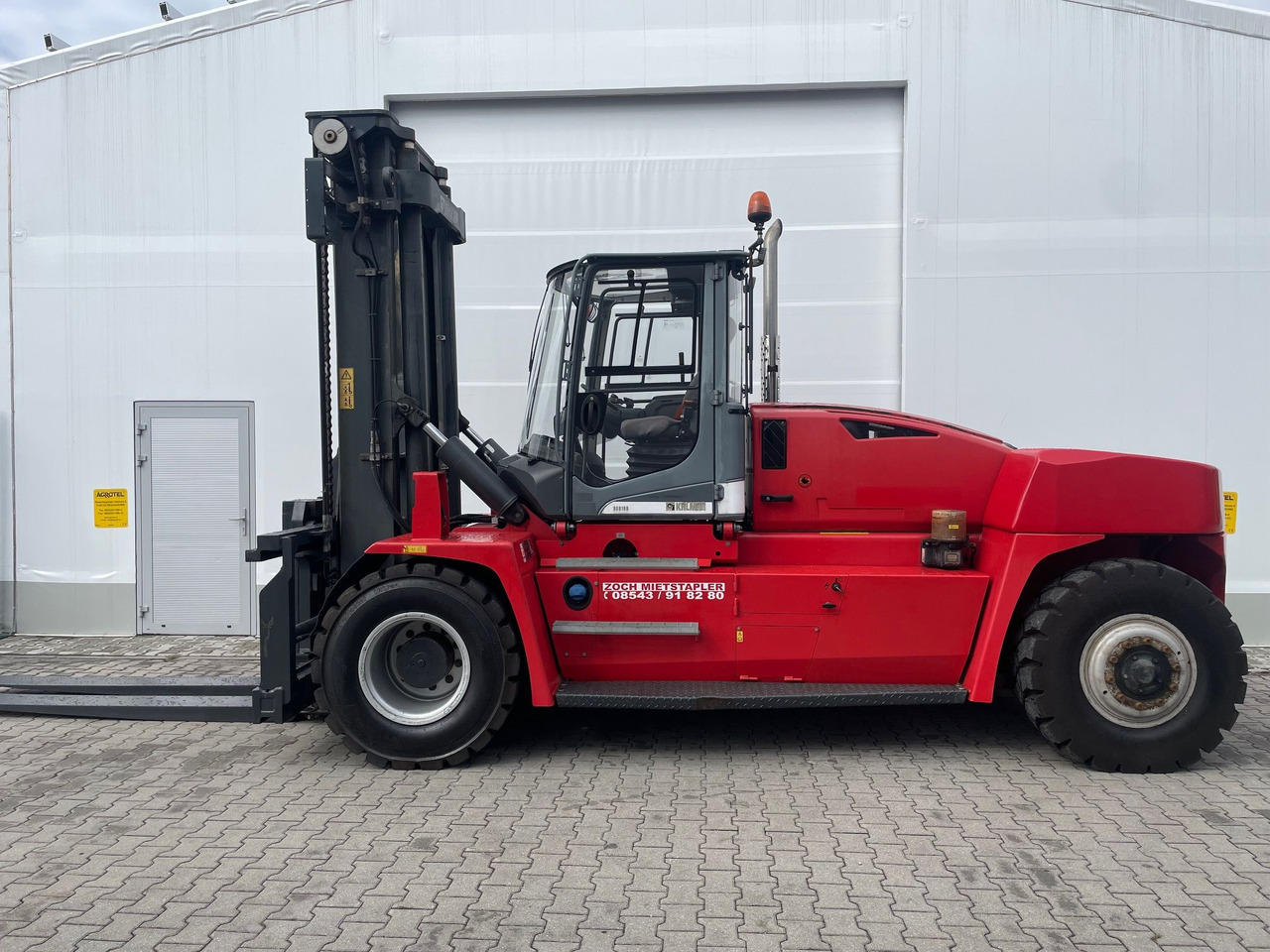 Kalmar DCG160-12 - Container handler: picture 1 Kalmar DCG160-12 - Container handler: picture 1