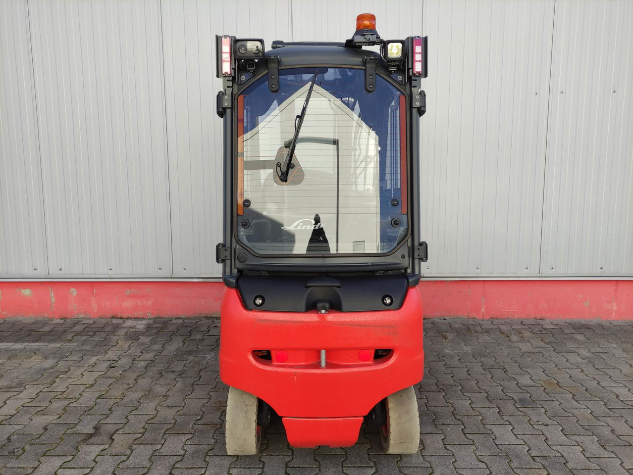 Linde E20PH-02-386-EVO - Electric forklift: picture 4 Linde E20PH-02-386-EVO - Electric forklift: picture 4
