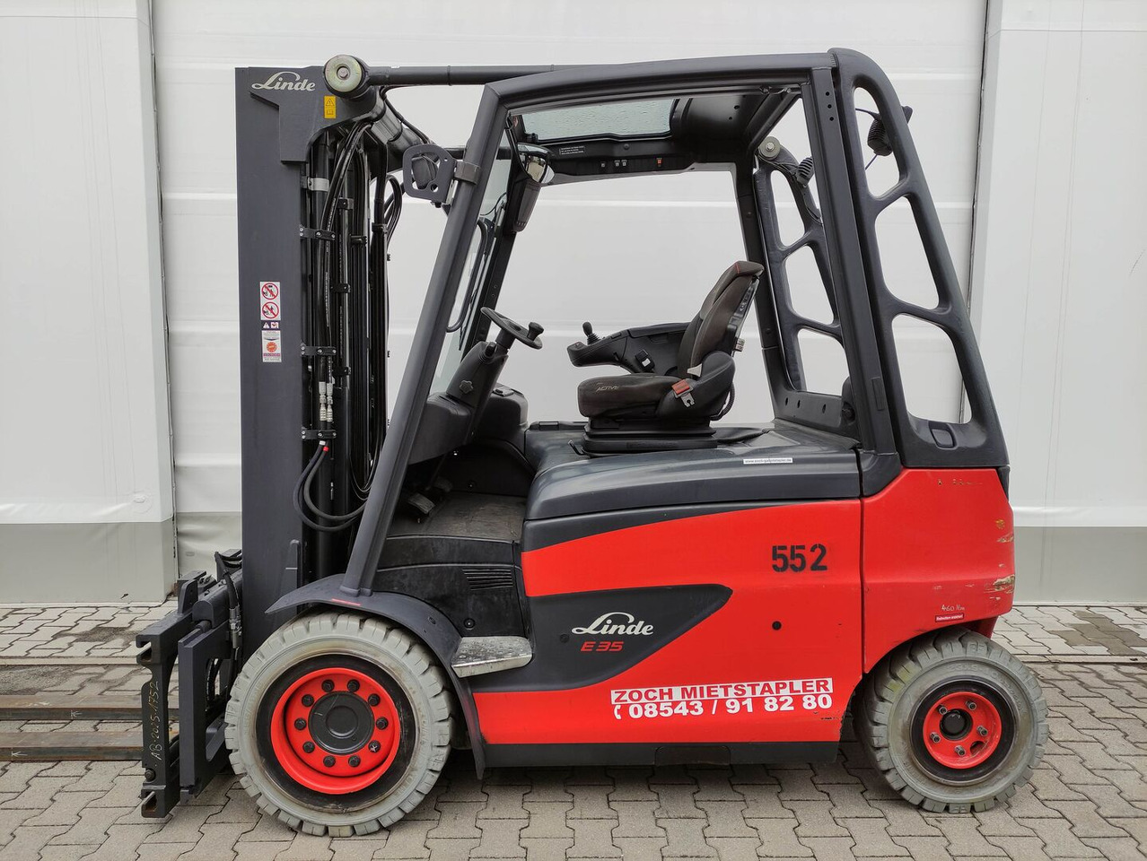 Linde E35H-01/600-388 - Electric forklift: picture 1 Linde E35H-01/600-388 - Electric forklift: picture 1