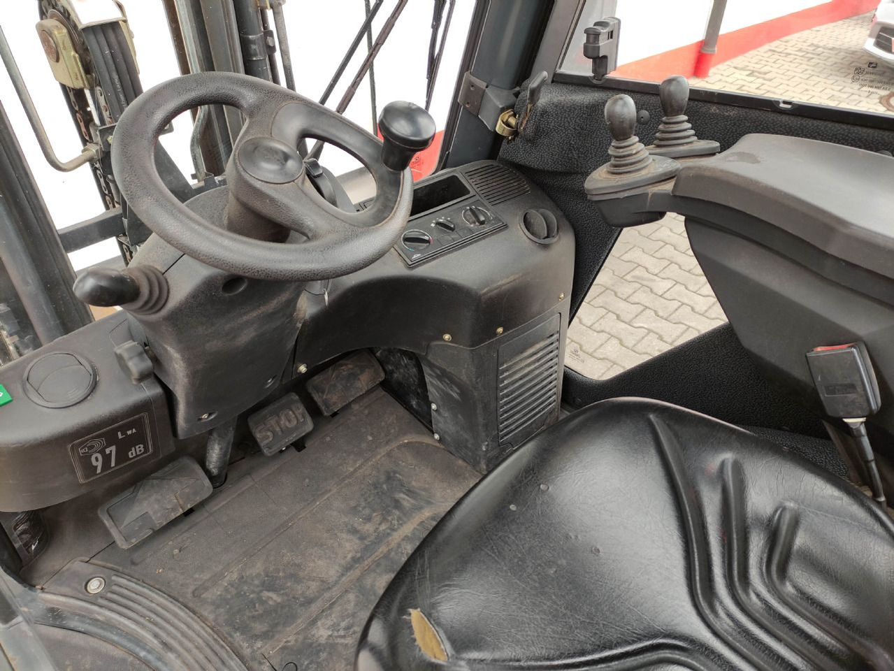 Linde H20D-01-391 - Diesel forklift: picture 5 Linde H20D-01-391 - Diesel forklift: picture 5