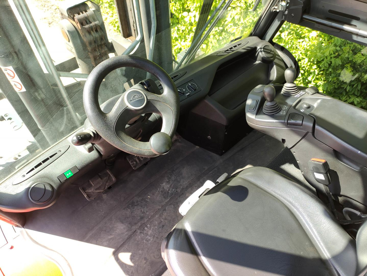 Linde H80D-03/900-EVO (M) - Diesel forklift: picture 5 Linde H80D-03/900-EVO (M) - Diesel forklift: picture 5