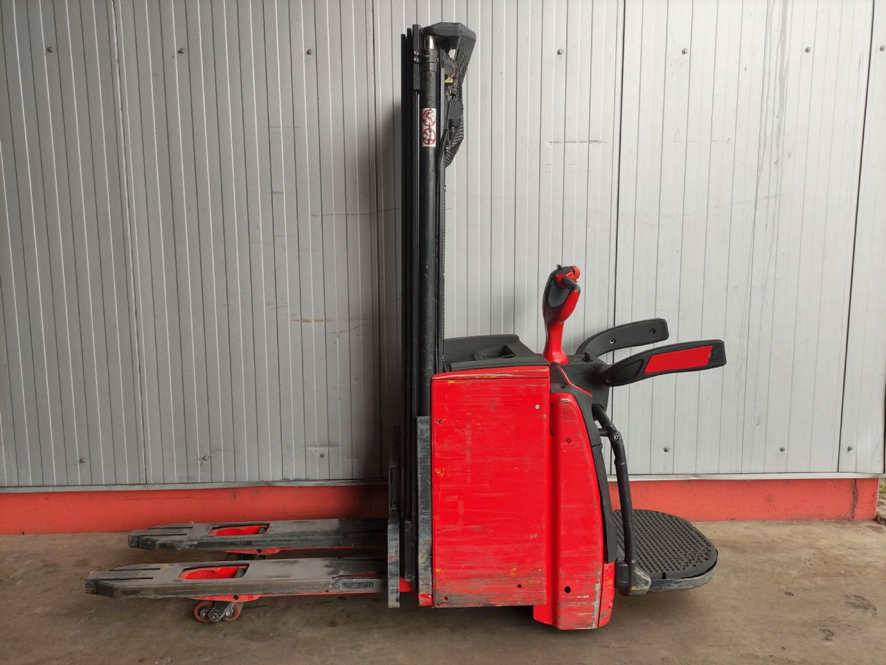 Linde L14 APi - Stacker: picture 1 Linde L14 APi - Stacker: picture 1