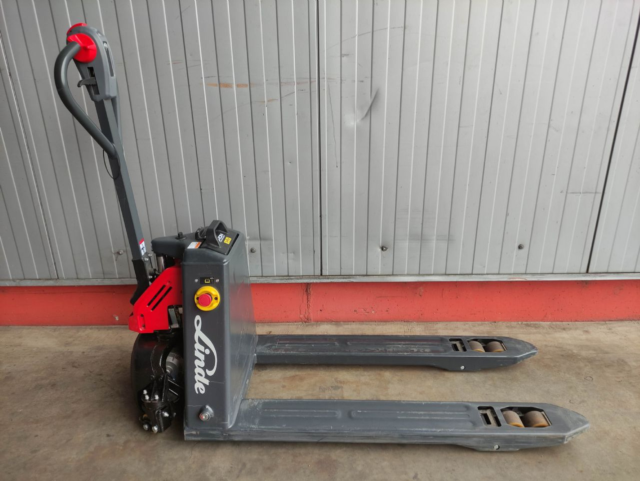 Linde MT15C - Pallet truck: picture 2 Linde MT15C - Pallet truck: picture 2