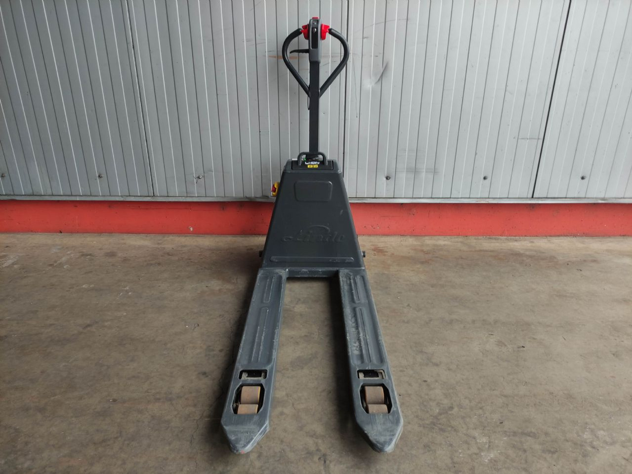 Linde MT15C - Pallet truck: picture 3 Linde MT15C - Pallet truck: picture 3
