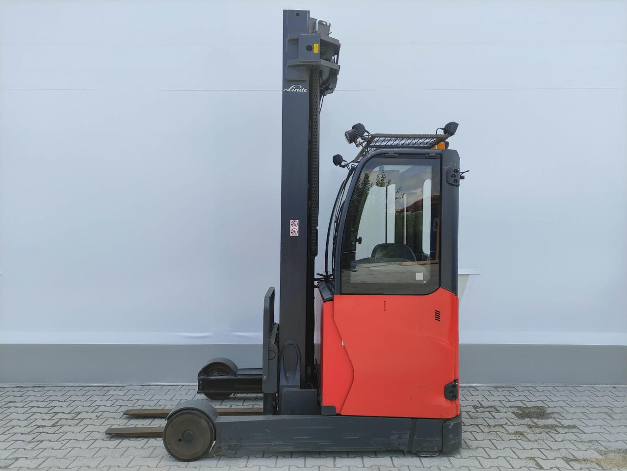 Linde R25-01-112 - Reach truck: picture 1 Linde R25-01-112 - Reach truck: picture 1