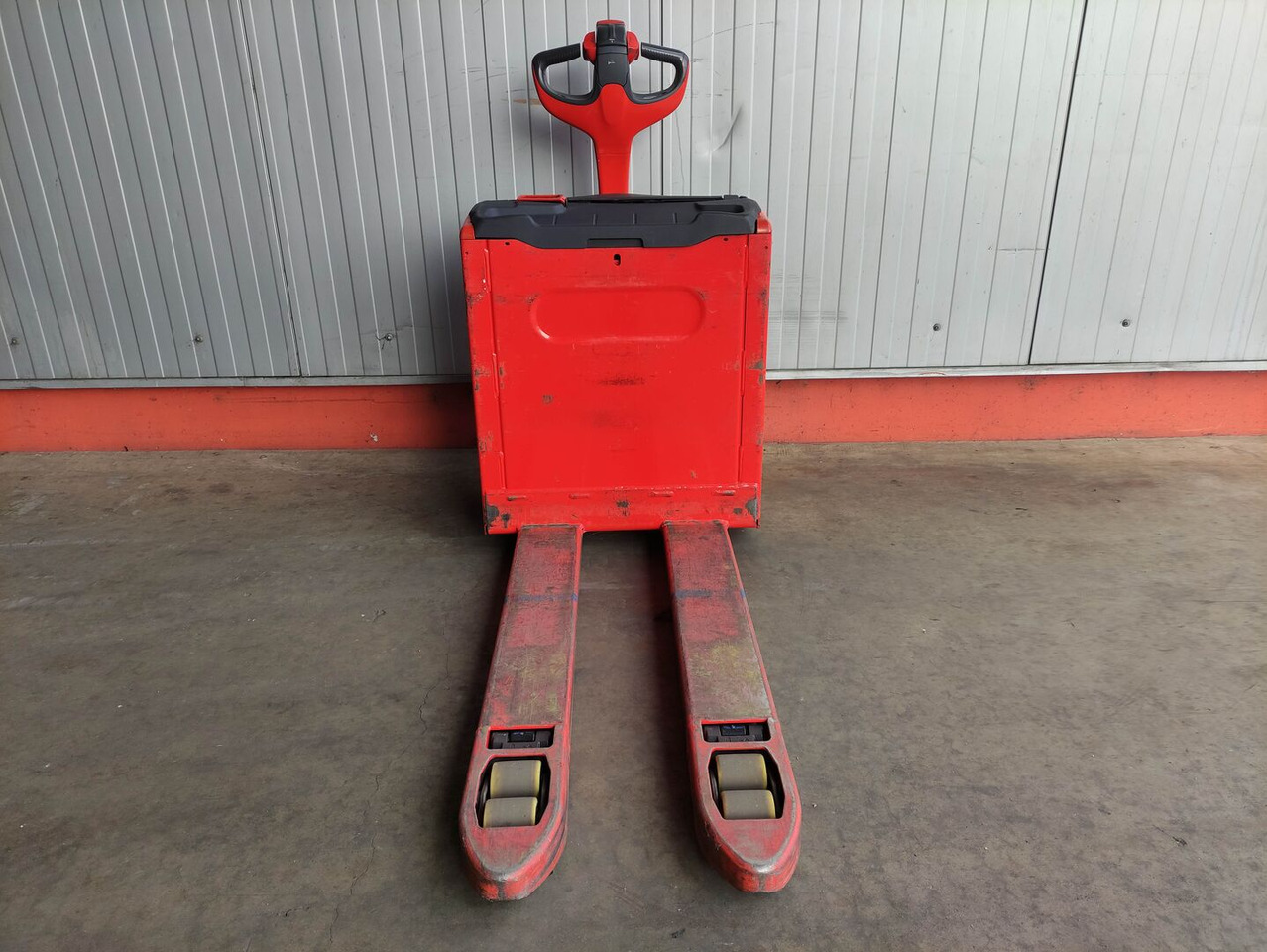 Linde T18-1152 - Pallet truck: picture 3 Linde T18-1152 - Pallet truck: picture 3