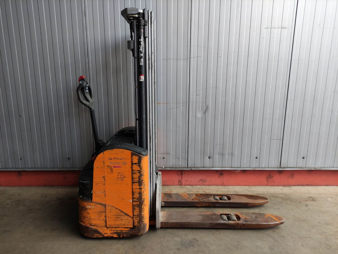 Still EGV 16 - Stacker: picture 2 Still EGV 16 - Stacker: picture 2