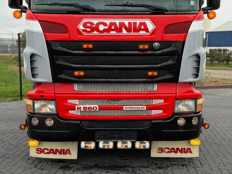 Scania R560 V8 SHOW, TOP, LEREN STOELEN, RETARDER, HANDGESCHAKELD. - Tractor unit: picture 5 Scania R560 V8 SHOW, TOP, LEREN STOELEN, RETARDER, HANDGESCHAKELD. - Tractor unit: picture 5