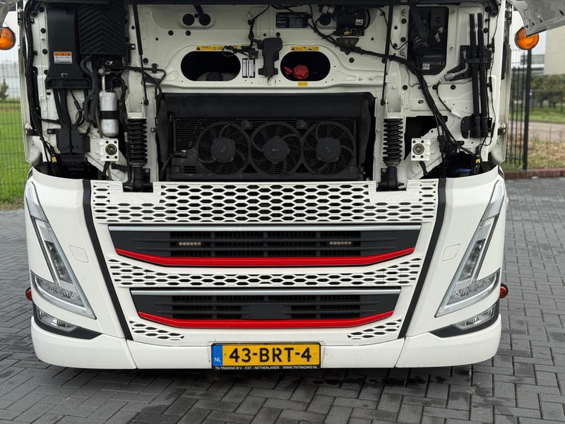 Volvo FH 13.460XL Turbocompound, leer, vollucht, 2 tanks, dubbel glas, vol spoiler. - Tractor unit: picture 4 Volvo FH 13.460XL Turbocompound, leer, vollucht, 2 tanks, dubbel glas, vol spoiler. - Tractor unit: picture 4