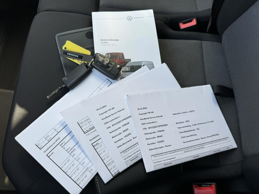 Volkswagen Crafter-30 2.0 TDI L3H3 Highline 4S banden Trekhaak Carplay Pdc v+a Cruise DAB - Other machinery: picture 4 Volkswagen Crafter-30 2.0 TDI L3H3 Highline 4S banden Trekhaak Carplay Pdc v+a Cruise DAB - Other machinery: picture 4