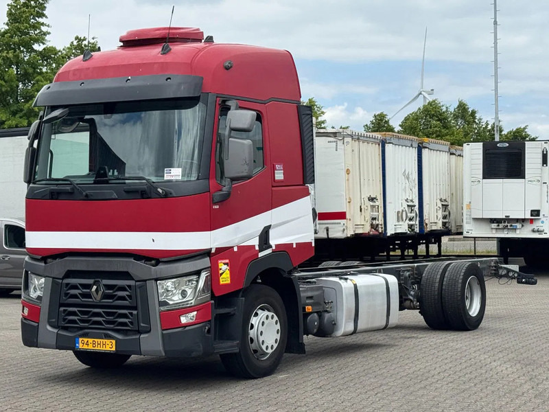 Renault T380 Comfort 4x2 Chassis / Euro 6 *NL-Truck* - Cab chassis truck: picture 1 Renault T380 Comfort 4x2 Chassis / Euro 6 *NL-Truck* - Cab chassis truck: picture 1
