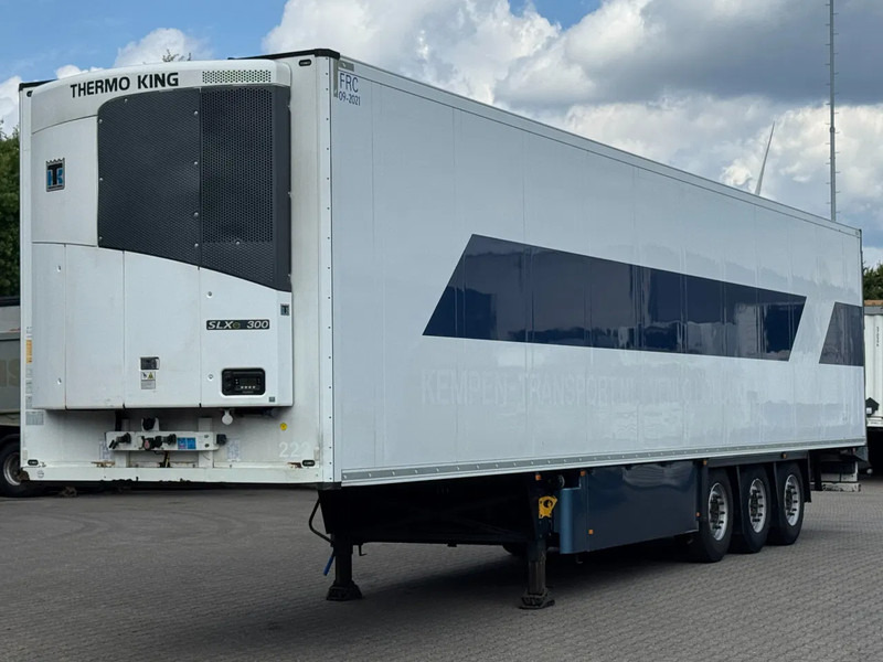 Schmitz Cargobull Thermo King SLXe 300 / Disc Brakes / Lift-Axle / Flower Width / Apk - Refrigerator semi-trailer: picture 1 Schmitz Cargobull Thermo King SLXe 300 / Disc Brakes / Lift-Axle / Flower Width / Apk - Refrigerator semi-trailer: picture 1