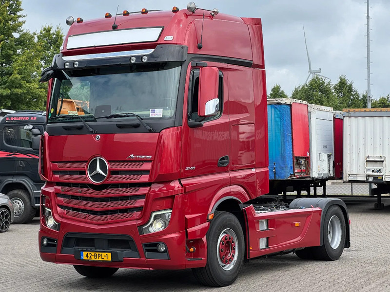 Mercedes-Benz Actros 2148 Giga Space Full Spoiler - Tractor unit: picture 1 Mercedes-Benz Actros 2148 Giga Space Full Spoiler - Tractor unit: picture 1