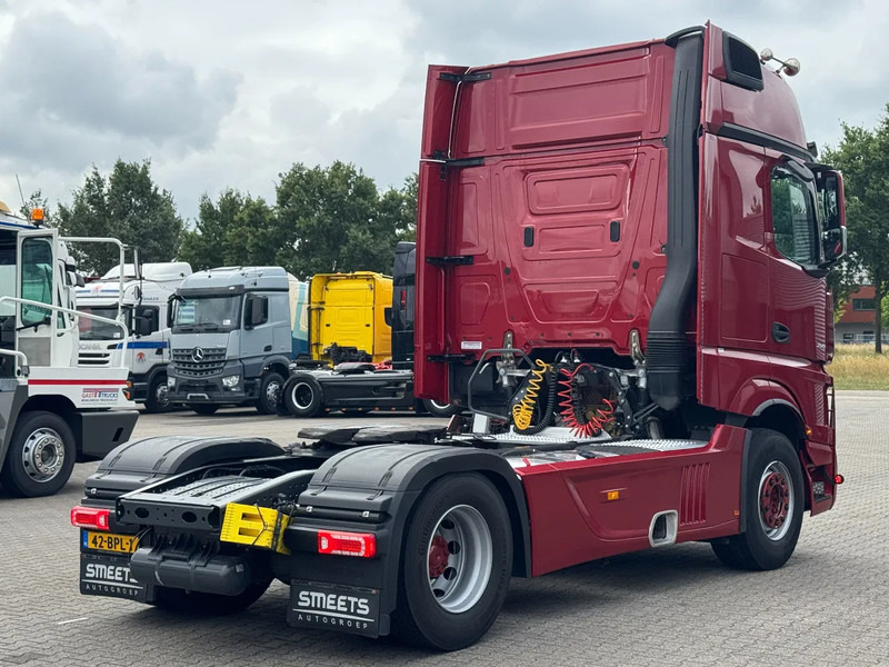 Mercedes-Benz Actros 2148 Giga Space Full Spoiler - Tractor unit: picture 4 Mercedes-Benz Actros 2148 Giga Space Full Spoiler - Tractor unit: picture 4