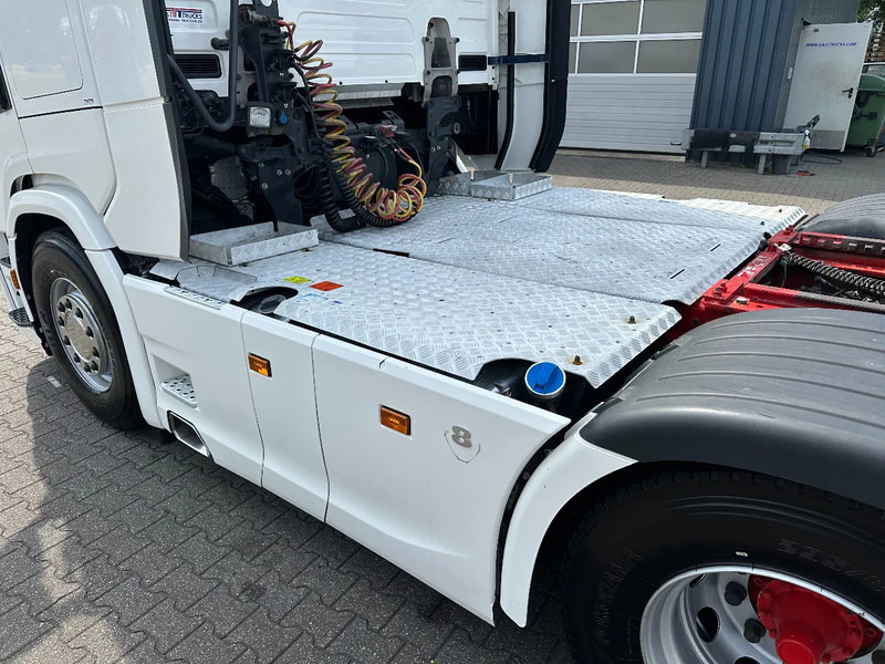 Tractor unit Scania S650 V8 6x2 Boogie / Retarder / 2 Tank / Full Air / Full Spoiler: picture 10