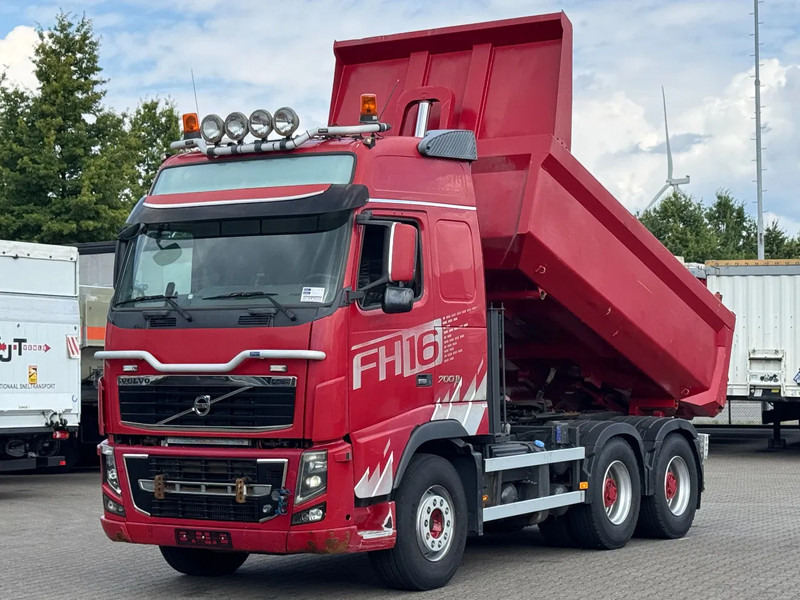 Volvo FH 16.700 6x4 Tipper And Tractor Combi / Euro 5 - Tipper: picture 1 Volvo FH 16.700 6x4 Tipper And Tractor Combi / Euro 5 - Tipper: picture 1