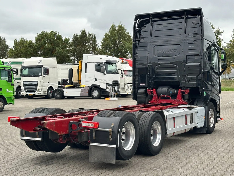 Volvo FH 540 6x2 Globe XL - Retarder - Dual Clutch - 4.30 WB - Full Air - Cab chassis truck: picture 3 Volvo FH 540 6x2 Globe XL - Retarder - Dual Clutch - 4.30 WB - Full Air - Cab chassis truck: picture 3