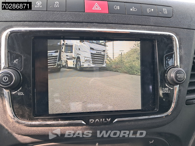 Flatbed van Iveco Daily 35C16 3.0L Pritsche Doppel Kabine Doppelbereifung 3,5t AHK Navi Klima Tempomat Kamera Euro6 Pickup 2m3 A/C Towbar Cruise control: picture 15