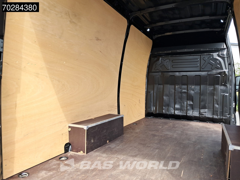 Iveco Daily 35S18 3.0L Automatik 180PS L2H2 ACC Navi LED Kamera Klima Parkensensoren Euro6 L2 12m3 A/C - Panel van: picture 5 Iveco Daily 35S18 3.0L Automatik 180PS L2H2 ACC Navi LED Kamera Klima Parkensensoren Euro6 L2 12m3 A/C - Panel van: picture 5