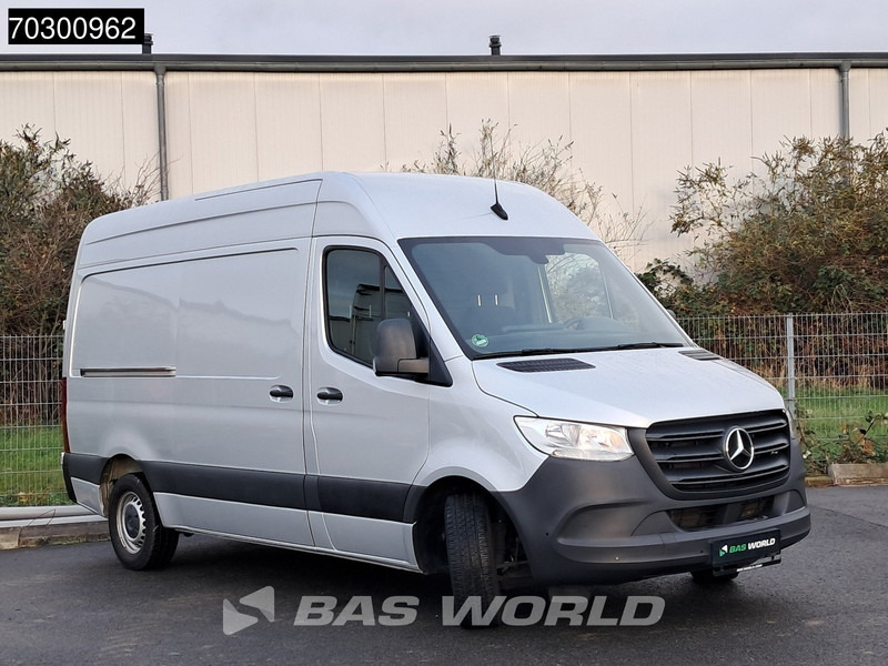 Mercedes-Benz Sprinter 315 CDI Automatik L2H2 150PS Klima Kamera Parkensensoren MBUX CarPlay Euro6 L2 A/C - Small van: picture 2 Mercedes-Benz Sprinter 315 CDI Automatik L2H2 150PS Klima Kamera Parkensensoren MBUX CarPlay Euro6 L2 A/C - Small van: picture 2