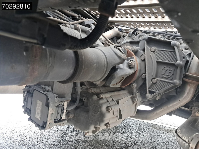 Tractor unit DAF XF 480 4X2 SSC Retarder Standklima LED ACC Euro 6: picture 11 Tractor unit DAF XF 480 4X2 SSC Retarder Standklima LED ACC Euro 6: picture 11