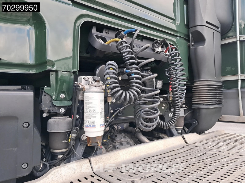 Tractor unit DAF XF 530 4X2 SSC Retarder 2xTanks ACC Standklima Euro 6: picture 13