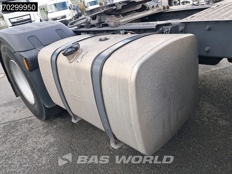 Tractor unit DAF XF 530 4X2 SSC Retarder 2xTanks ACC Standklima Euro 6: picture 15