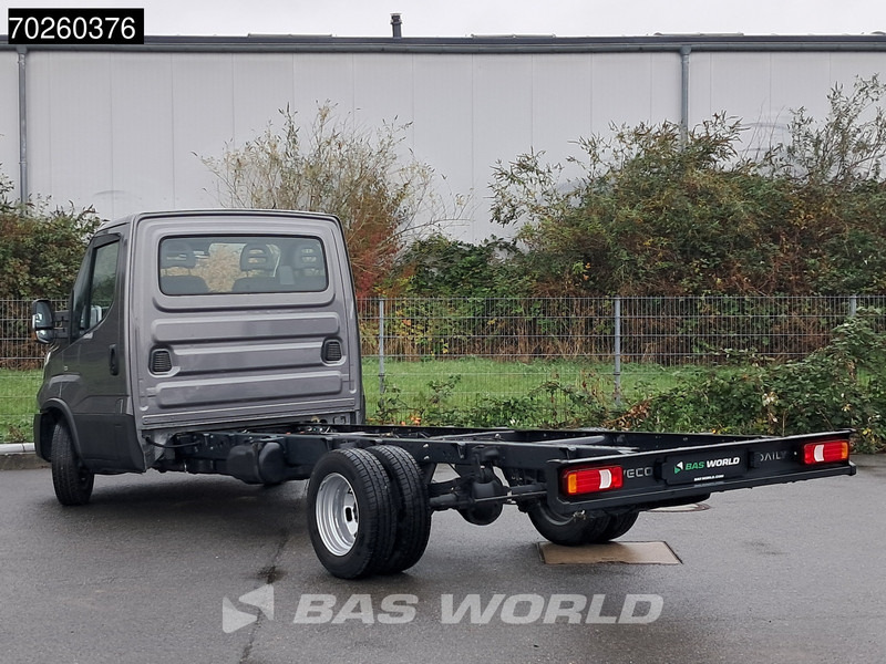 Iveco Daily 35C21 Neu! 3.0L 2025-Modell Automatik 210PS Radstand 410 Fahrgestell Doppelbereifung LED ACC Klima Euro6 Chassis A/C - Van: picture 5 Iveco Daily 35C21 Neu! 3.0L 2025-Modell Automatik 210PS Radstand 410 Fahrgestell Doppelbereifung LED ACC Klima Euro6 Chassis A/C - Van: picture 5