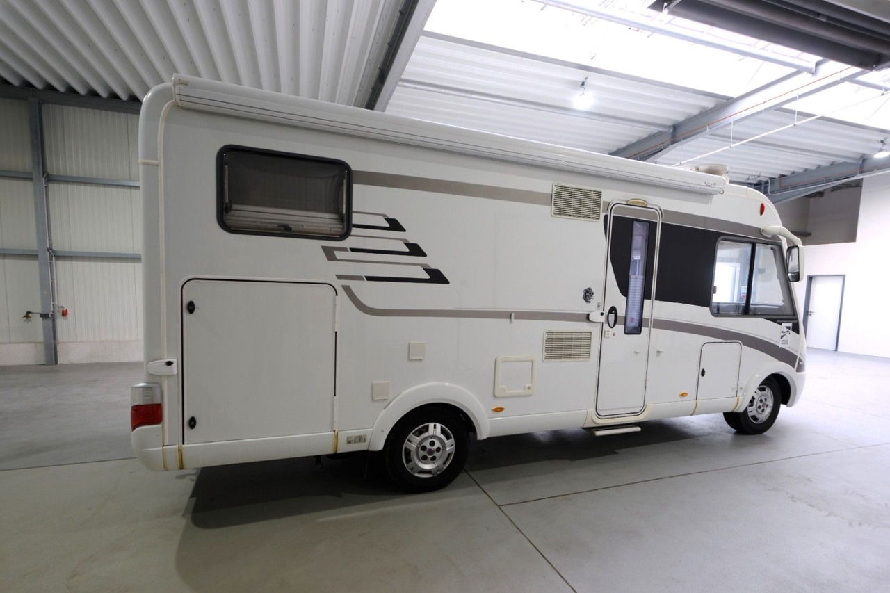 HYMER / ERIBA / HYMERCAR B 594 PL/Automatik/Festbett+Hubbett/2xKlima/TOP - Integrated motorhome: picture 5 HYMER / ERIBA / HYMERCAR B 594 PL/Automatik/Festbett+Hubbett/2xKlima/TOP - Integrated motorhome: picture 5