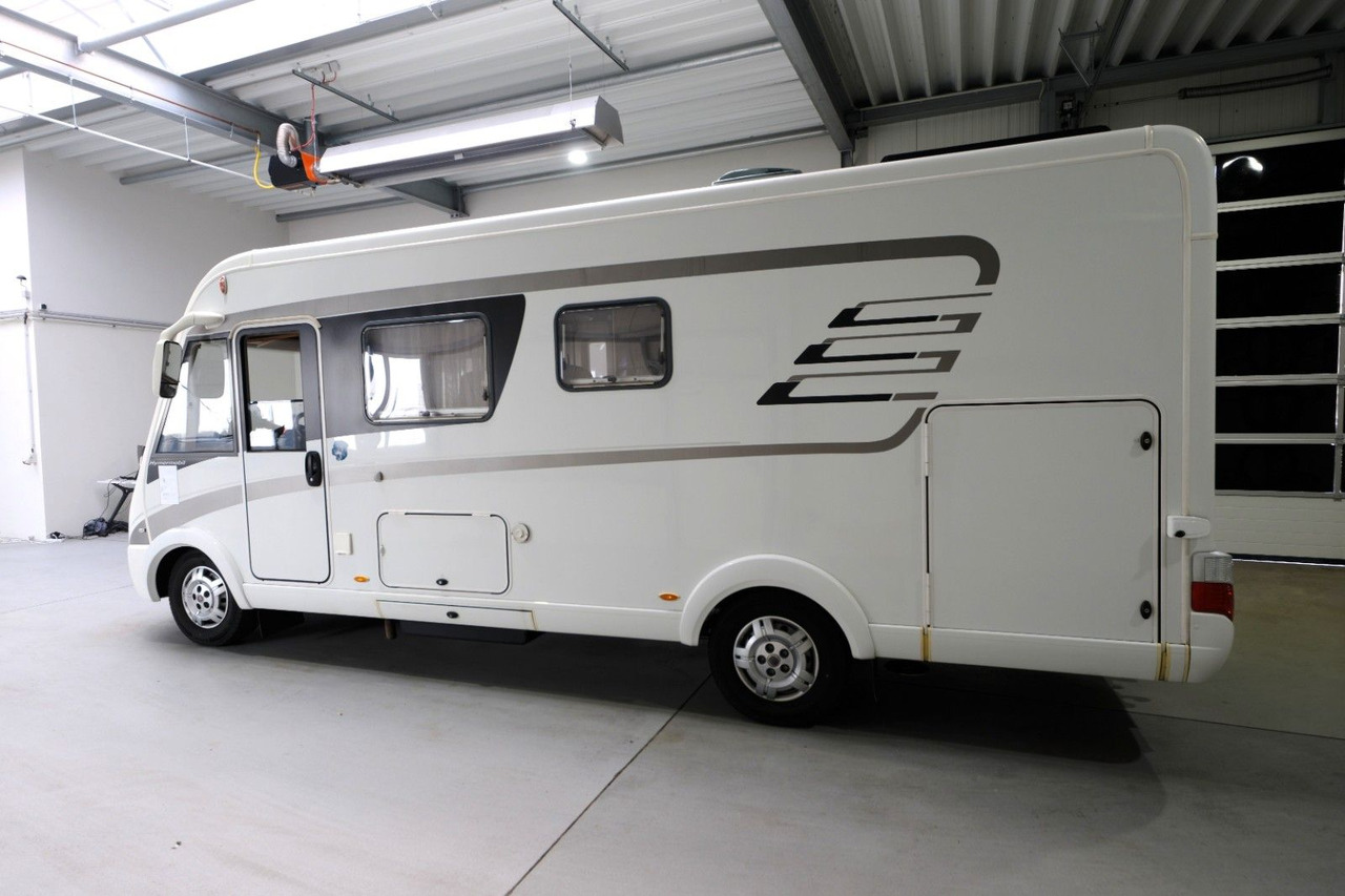 HYMER / ERIBA / HYMERCAR B 594 PL/Automatik/Festbett+Hubbett/2xKlima/TOP - Integrated motorhome: picture 4 HYMER / ERIBA / HYMERCAR B 594 PL/Automatik/Festbett+Hubbett/2xKlima/TOP - Integrated motorhome: picture 4