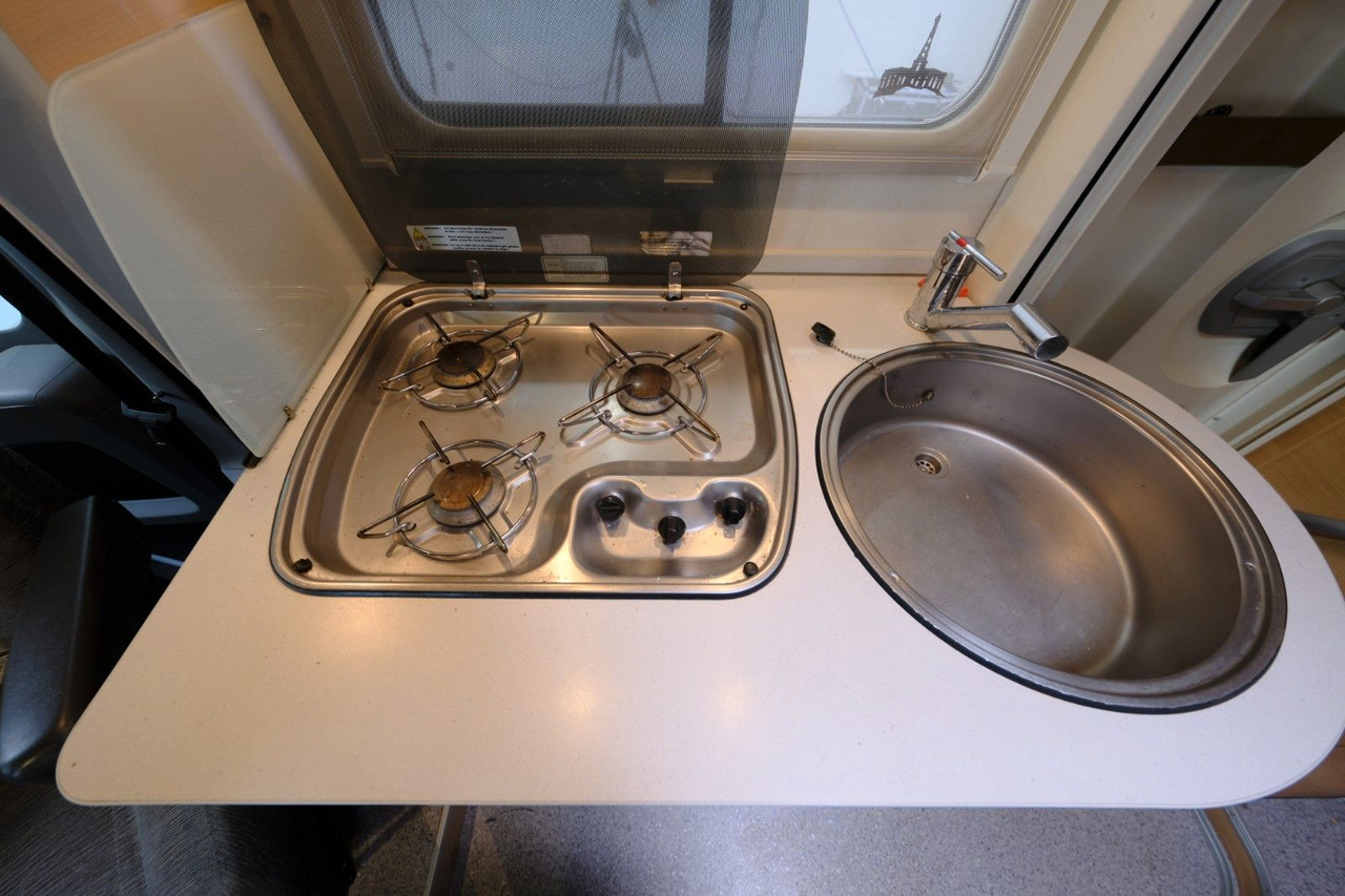 Semi-integrated motorhome Knaus Van TI 600 ME/Einzelbetten/Garage/Klima/Solar: picture 16
