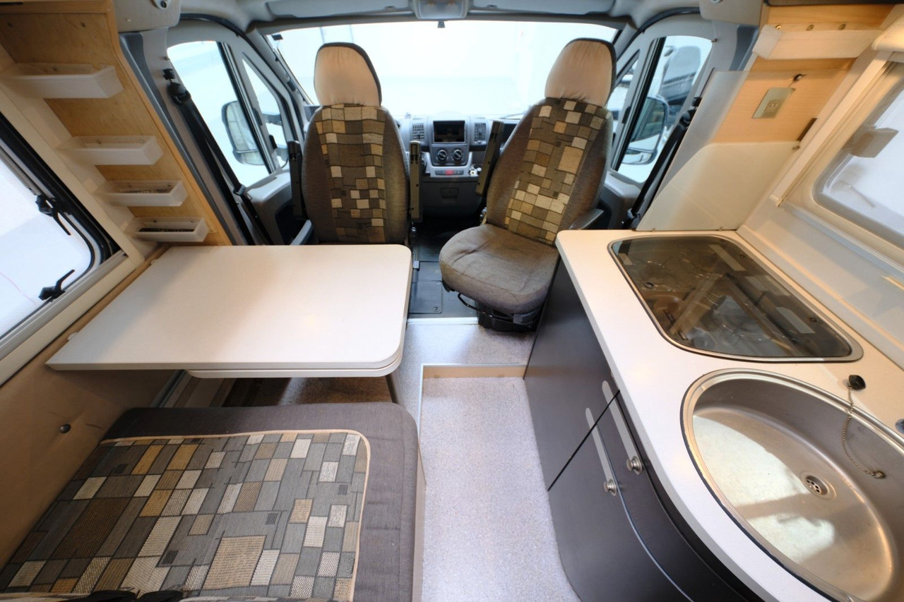 Semi-integrated motorhome Knaus Van TI 600 ME/Einzelbetten/Garage/Klima/Solar: picture 9