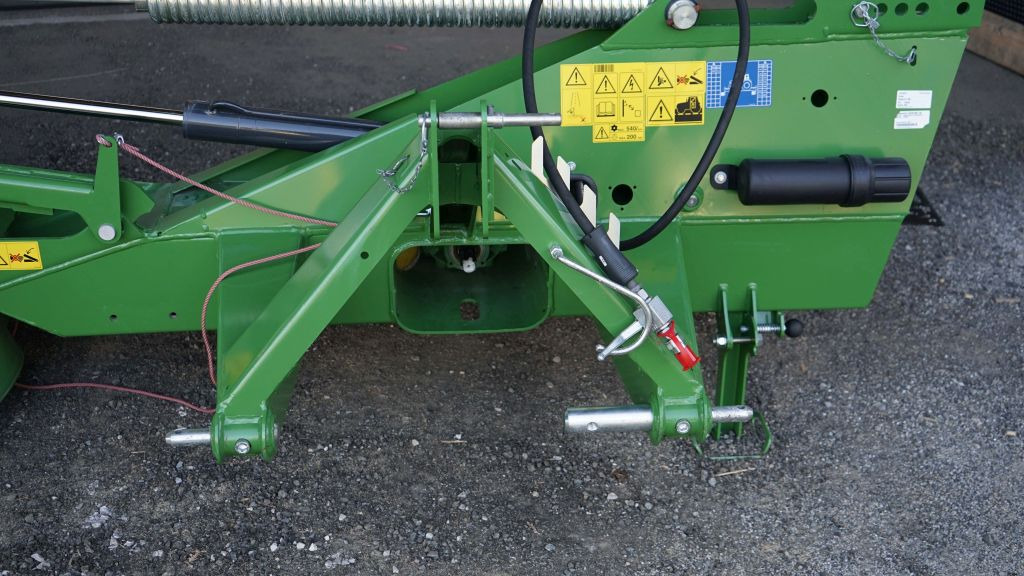 Krone EasyCut R 320 (20704) - Mower: picture 2 Krone EasyCut R 320 (20704) - Mower: picture 2