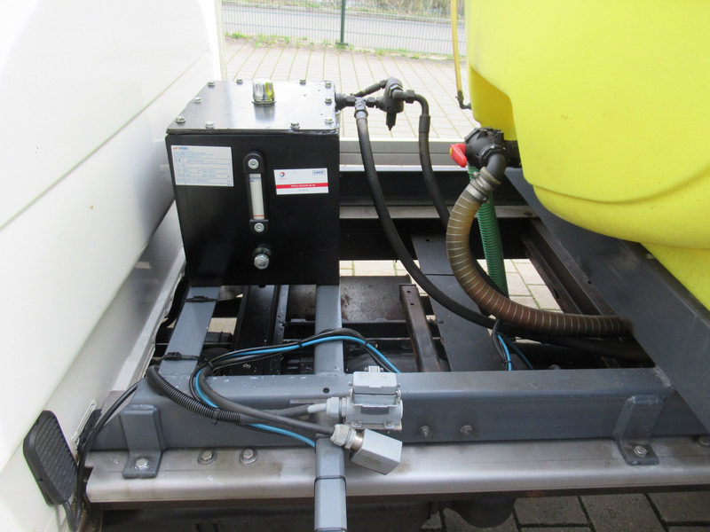Flatbed van Epoke VIRTUS City Sprayer + Volkswagen Crafter 35 2.5TDI 100KW Natzout Strooier: picture 8