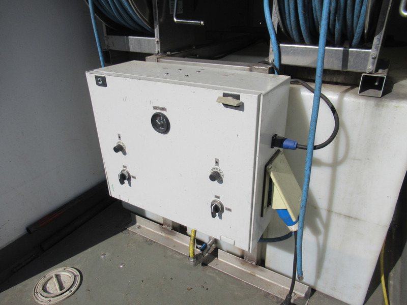 Hapert EA R + TEHA hose reel STKi2 20/12 - Closed box trailer: picture 4 Hapert EA R + TEHA hose reel STKi2 20/12 - Closed box trailer: picture 4