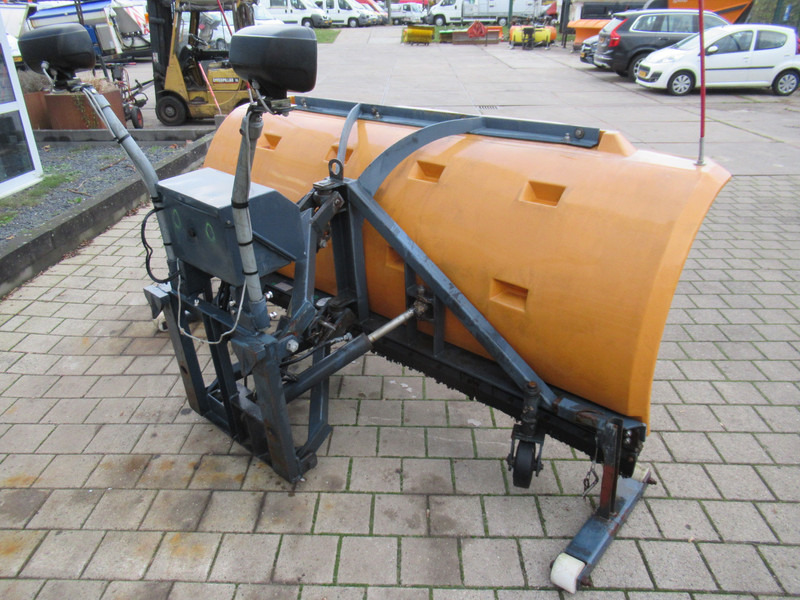 NIDO SNK 240-R EPZ 24V 270CM Schneepflug Snow Plow Sneeuwploeg - Snow removal vehicle: picture 4 NIDO SNK 240-R EPZ 24V 270CM Schneepflug Snow Plow Sneeuwploeg - Snow removal vehicle: picture 4