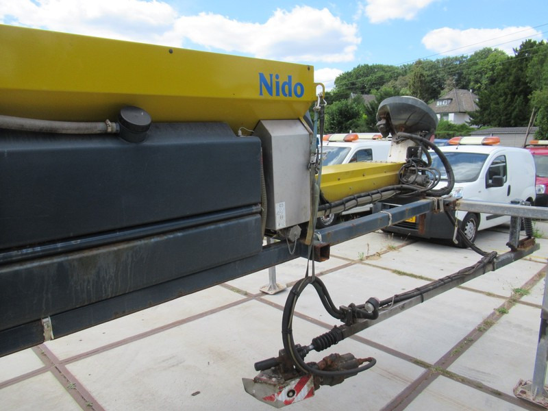 Sand/ Salt spreader NIDO - Schmidt STRATOS B08-27 PALN 0,8m3 + 350 L Zoutstrooier: picture 6 Sand/ Salt spreader NIDO - Schmidt STRATOS B08-27 PALN 0,8m3 + 350 L Zoutstrooier: picture 6
